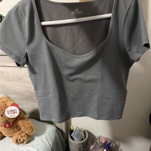 Hollister Women's Gray Ribbed Crop Top